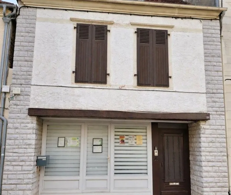 Photo 1