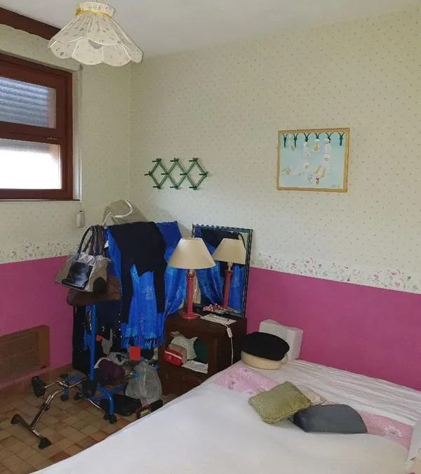 Photo 1