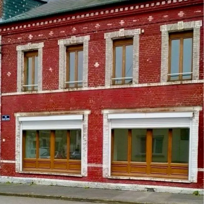 Photo 1
