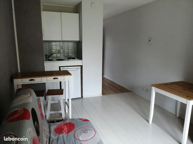 Photo 1