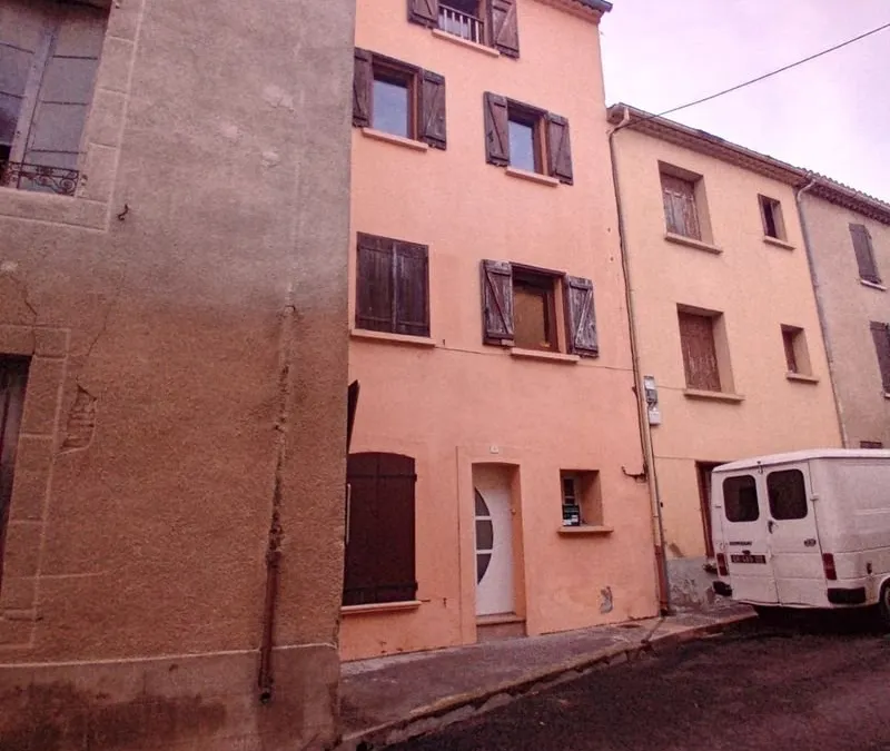 Photo 1