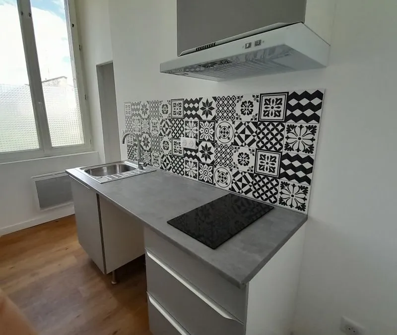 Photo 1