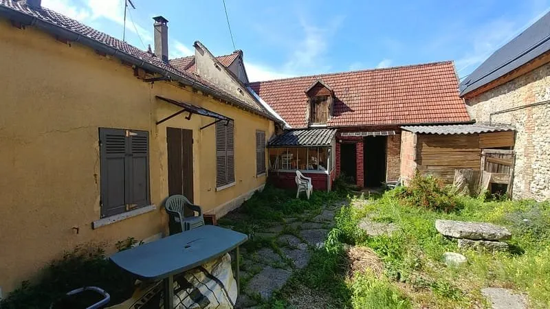 Photo 1