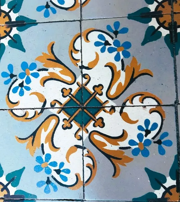 Photo 1