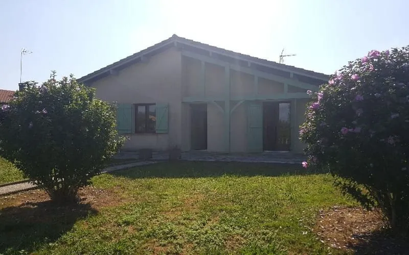 Photo 1