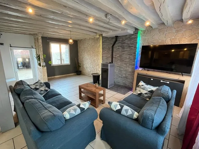 Photo 1