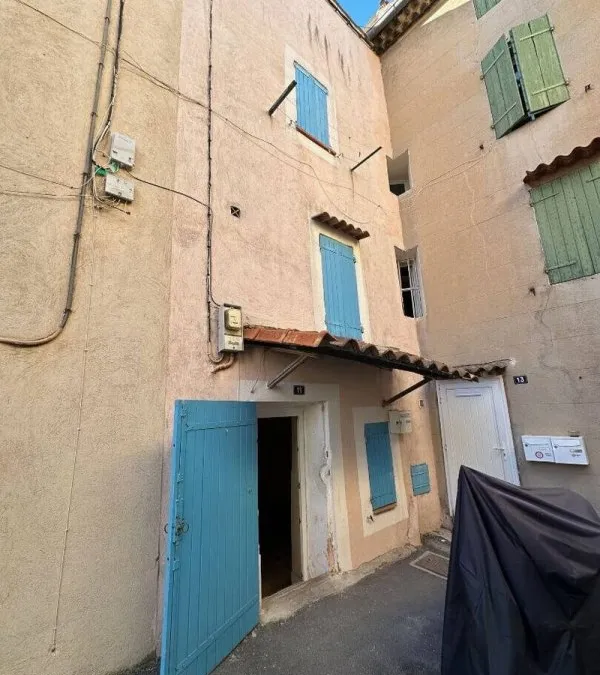 Photo 1