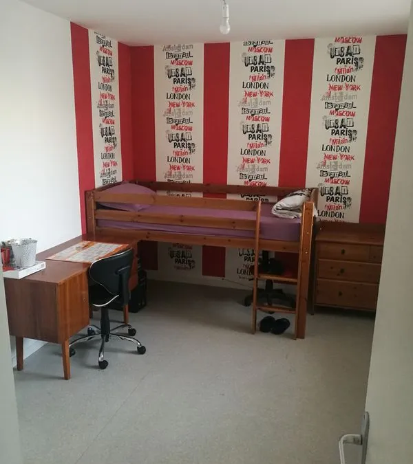 Photo 1