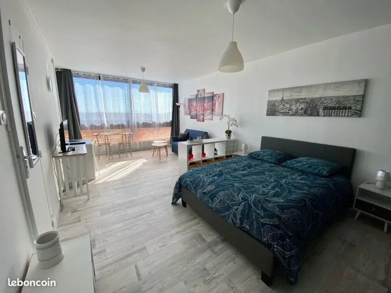 Photo 1