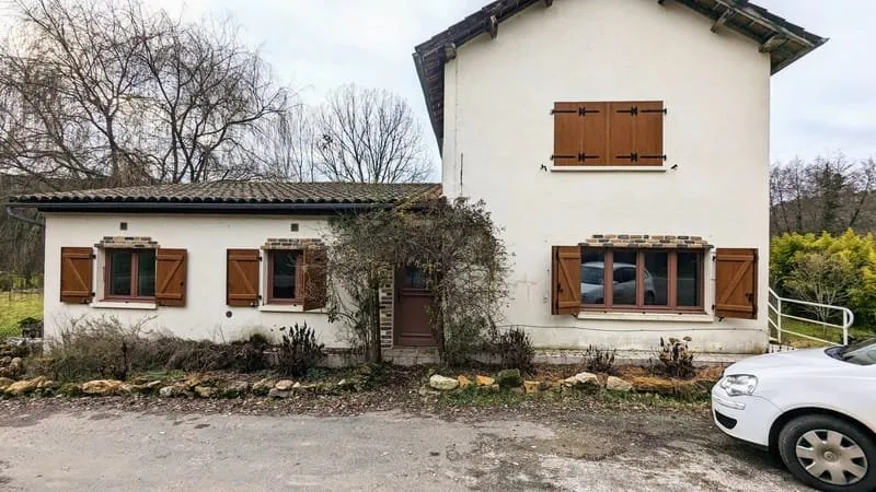 Photo 1