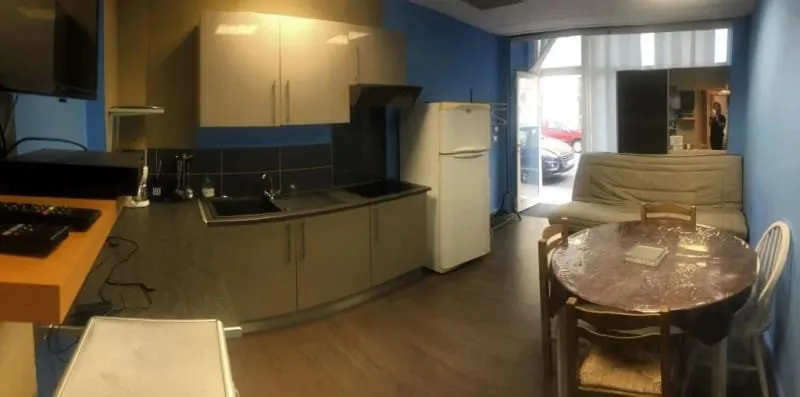 Photo 1