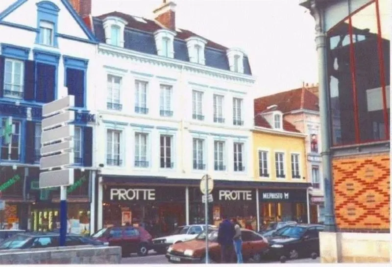 Photo 1