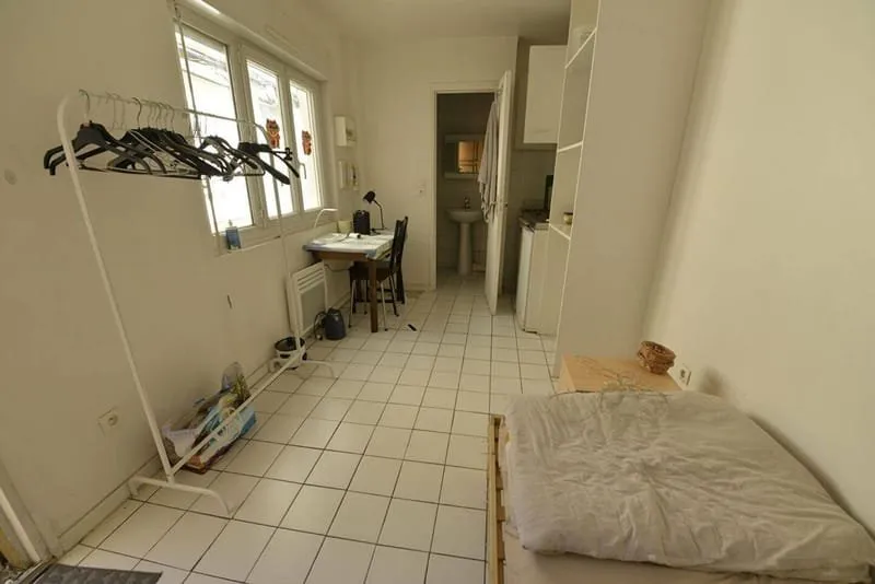 Photo 1