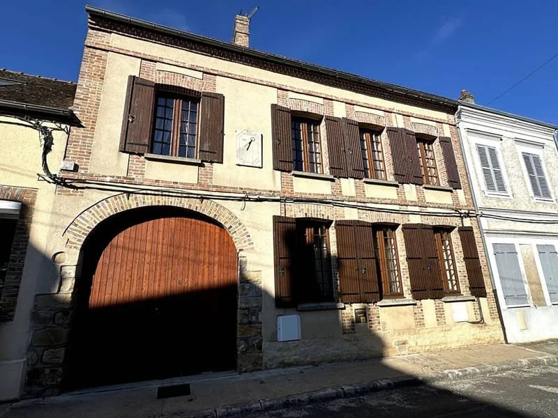 Photo 1