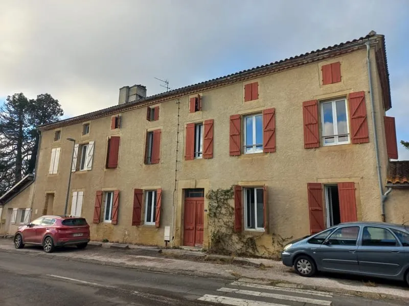 Photo 1