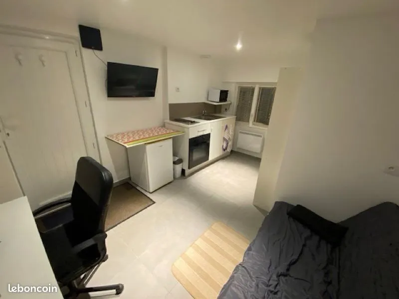 Photo 1