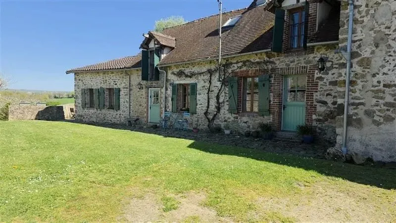 Photo 1