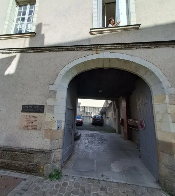 Photo 1