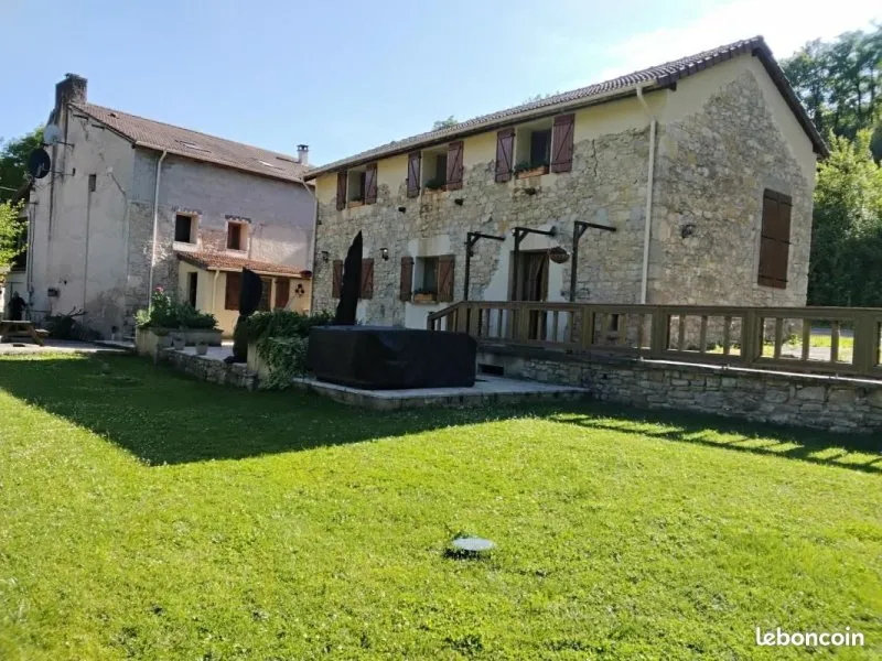 Photo 1