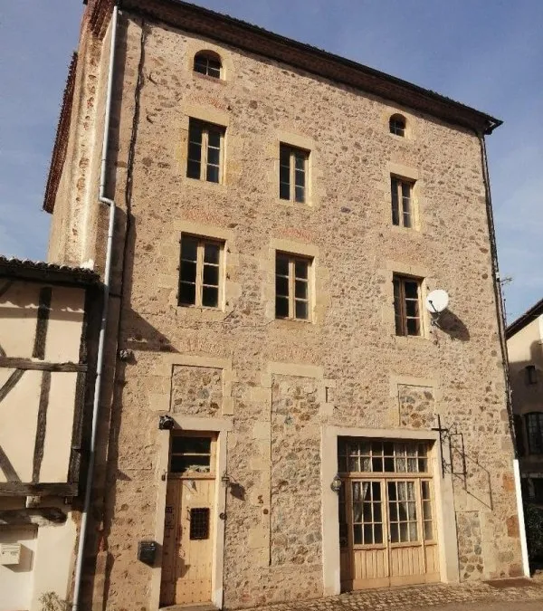 Photo 1