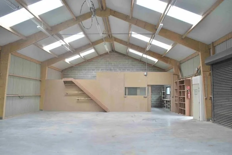 Photo 1