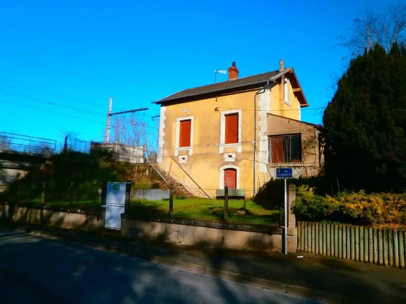 Photo 1