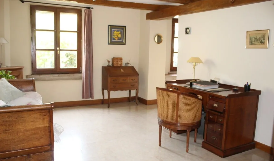 Photo 7