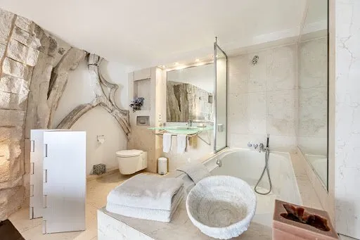Photo 24