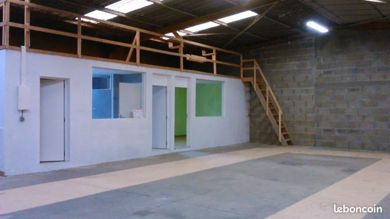 Photo 1