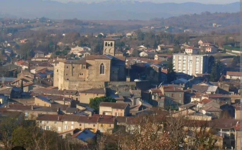 Photo 1