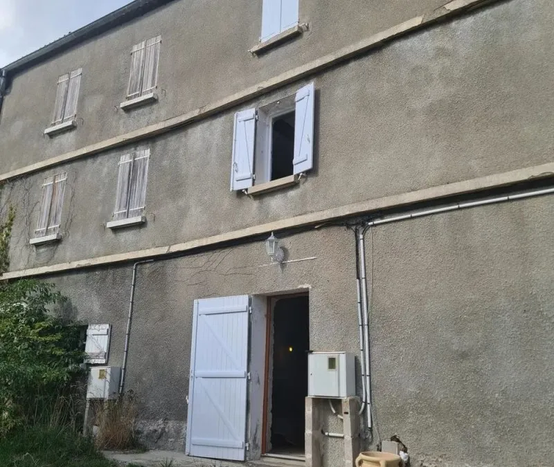 Photo 1