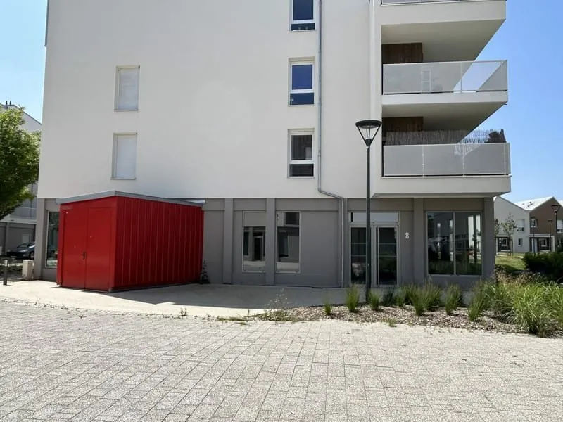 Photo 1