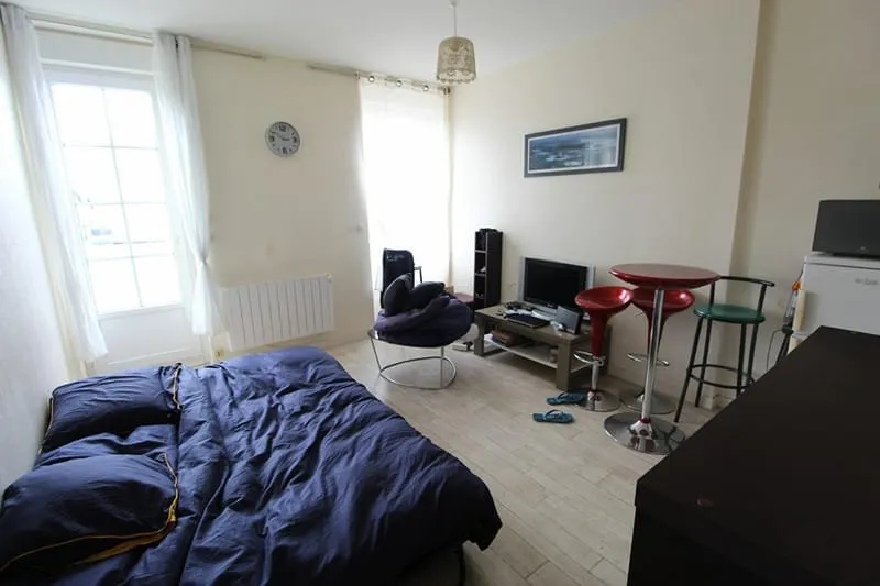 Photo 1