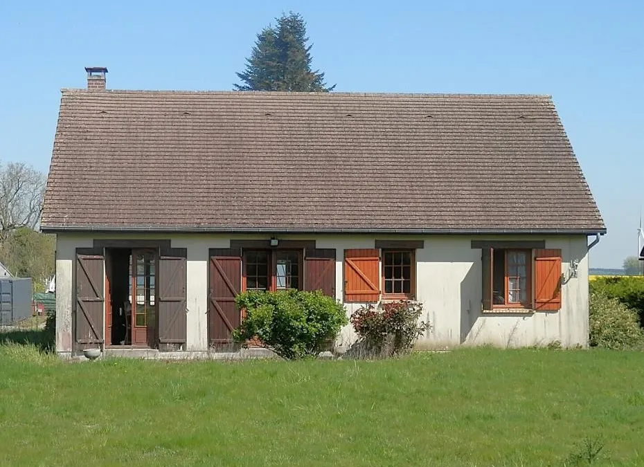 Photo 1