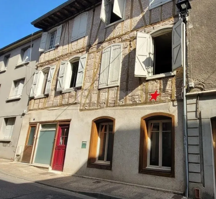 Photo 1