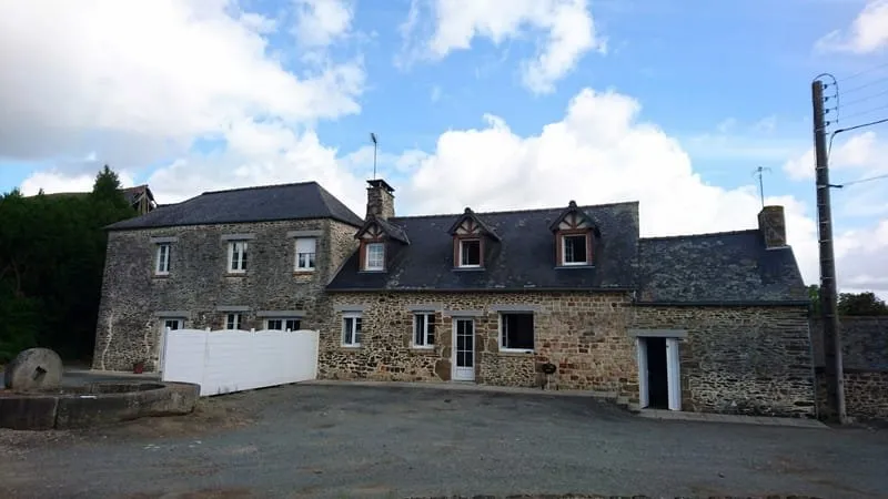 Photo 1