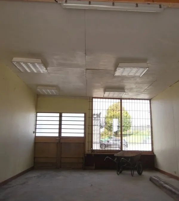 Photo 1