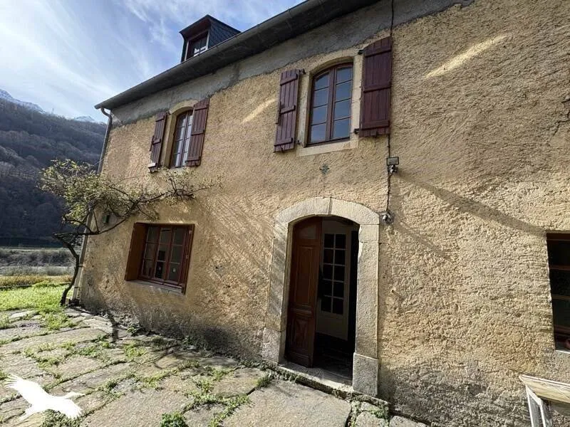 Photo 1
