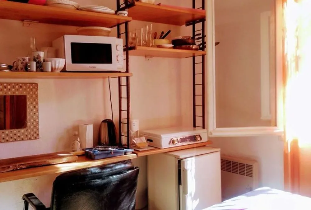 Photo 1