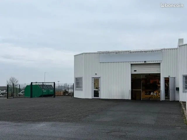 Photo 1