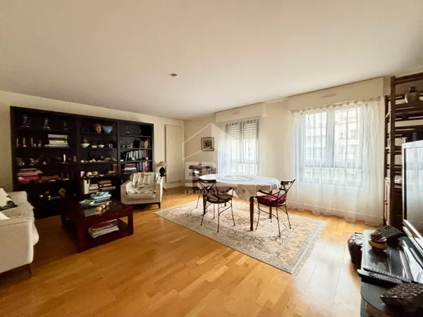 Appartement 6 pièces 150 m²