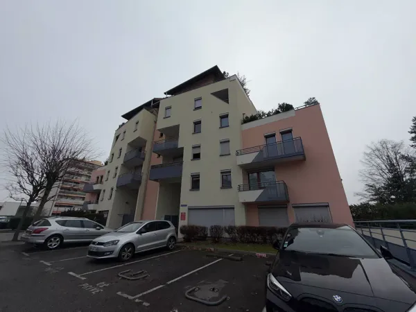 Parking/box 16 m²