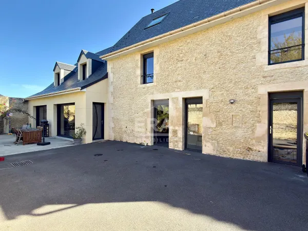 Maison 6 pièces 220 m²