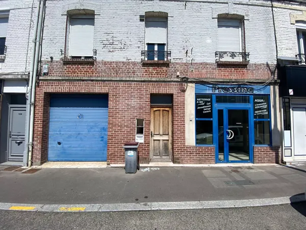 Local commercial 130 m²