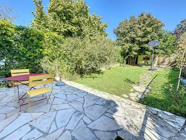 Maison 7 pièces 185 m²