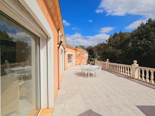 Maison 4 pièces 205 m²