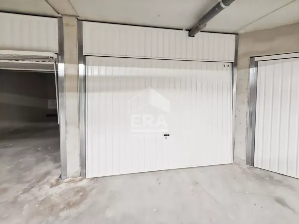 Parking/box 24 m²