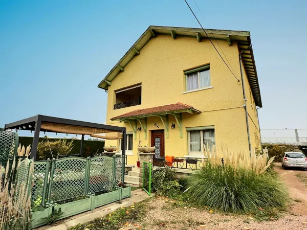 Maison 10 pièces 220 m²