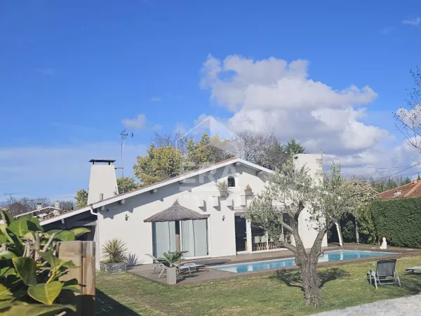 Maison 5 pièces 161 m²