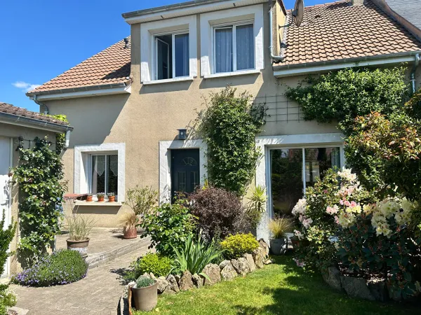 Maison 6 pièces 126 m²